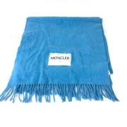 Pre-owned Wool scarves