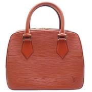 Pre-owned Leather handbags