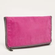 Pre-owned Fabric clutches