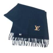 Pre-owned Cashmere scarves