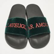 Pre-owned Velvet sandals