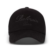 Bomull baseballcap med signaturbroderi