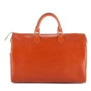 Pre-owned Leather handbags