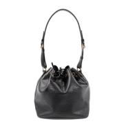 Pre-owned Leather shoulder-bags