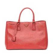 Pre-owned Leather handbags