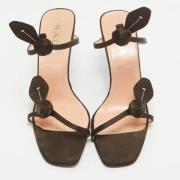 Pre-owned Satin sandals