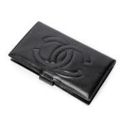 Pre-owned Leather wallets