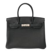 Pre-owned Leather handbags