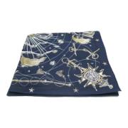 Pre-owned Silk scarves