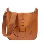 Pre-owned Leather shoulder-bags