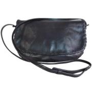 Pre-owned Leather crossbody-bags