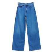 Wide Leg Jeans Trendy Stil Elegant Silhuett