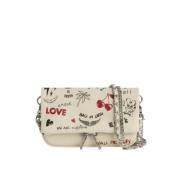 Love Tag Teksturert Skinn Clutch Veske