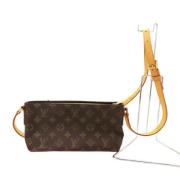 Pre-owned Canvas crossbody-bags