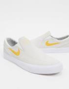 Nike SB Zoom Janoski slip-on trainers in off white-Neutral