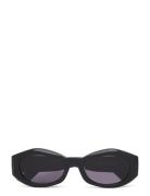 Celeste Solbriller Black Corlin Eyewear