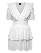 Smock Frill Dress Kort Kjole White Gina Tricot