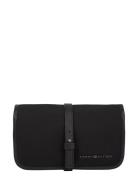 Th Nylon Travel Washbag Toalettveske Black Tommy Hilfiger