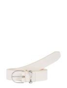 Ck Must Organic Loop Belt 25Mm Belte White Calvin Klein