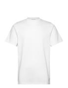 Wwmela Mask T-Shirt Tops T-shirts Short-sleeved White WOOD WOOD