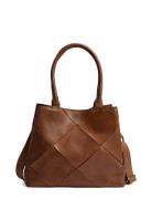 Shoulderbag / Handbag Bags Small Shoulder Bags-crossbody Bags Brown DE...