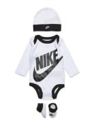 C1-Bodysuit+Hat+Bootie Langermet Bodysuit White Nike