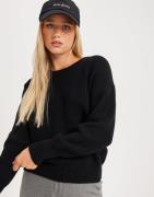 JJXX - Svart - Jxmila Twist Crew Neck Knit Noos