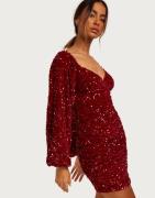 Nelly - Rød - Volume Sequin Dress