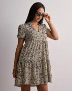 JDY - Beige - Jdyzoey S/S V Neck Dress Jrs Atk