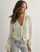 Nelly - Gul - Broidery Anglais Blouse