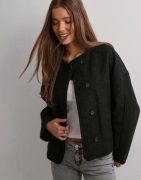 Nelly - Svart - Warm Clean Jacket