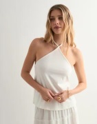 Nelly - Svart - Halterneck Loose Top