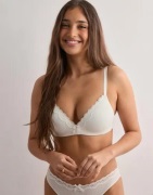Hunkemöller - Hvit - Lola non wired low d pu