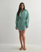 Malina - Grønn - Portea Wrapped Shirt dress