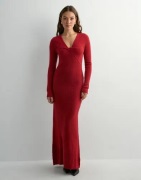 Nelly - Rød - Long Twist Knit Dress