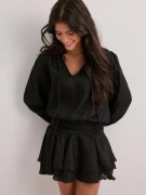 Neo Noir - Svart - Bari Chiffon Dress