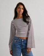 Nelly - Rutete/Stripete - Stripe Wide Sleeve Top