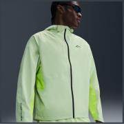 Nike Løpejakke Storm-FIT ADV Cosmic Peaks - Knapt volt/Svart