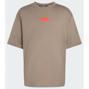 Adidas AUDI REVOLUT F1 TEAM ELEVATED GRAPHIC I TEE